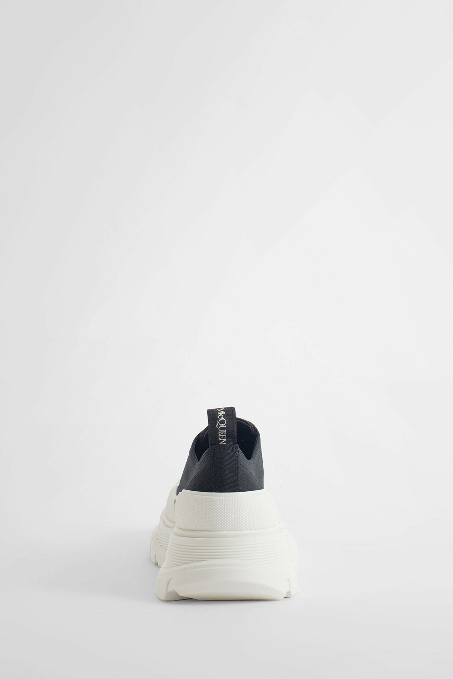 Antonioli ALEXANDER MCQUEEN WOMAN BLACK&WHITE SNEAKERS Affare Del Giorno