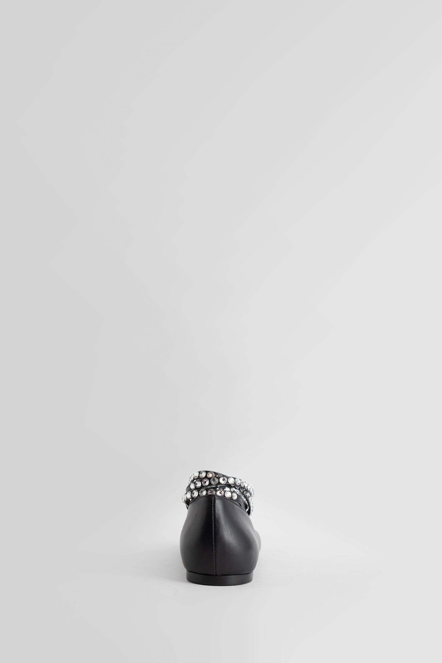 Antonioli AMINA MUADDI WOMAN BLACK FLATS Solo un giorno rimasto