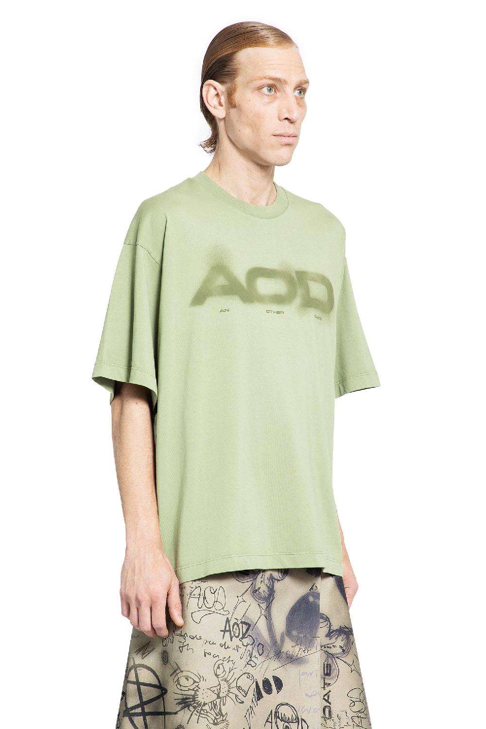 Antonioli AN OTHER DATE MAN GREEN T-SHIRTS & TANK TOPS Saldi
