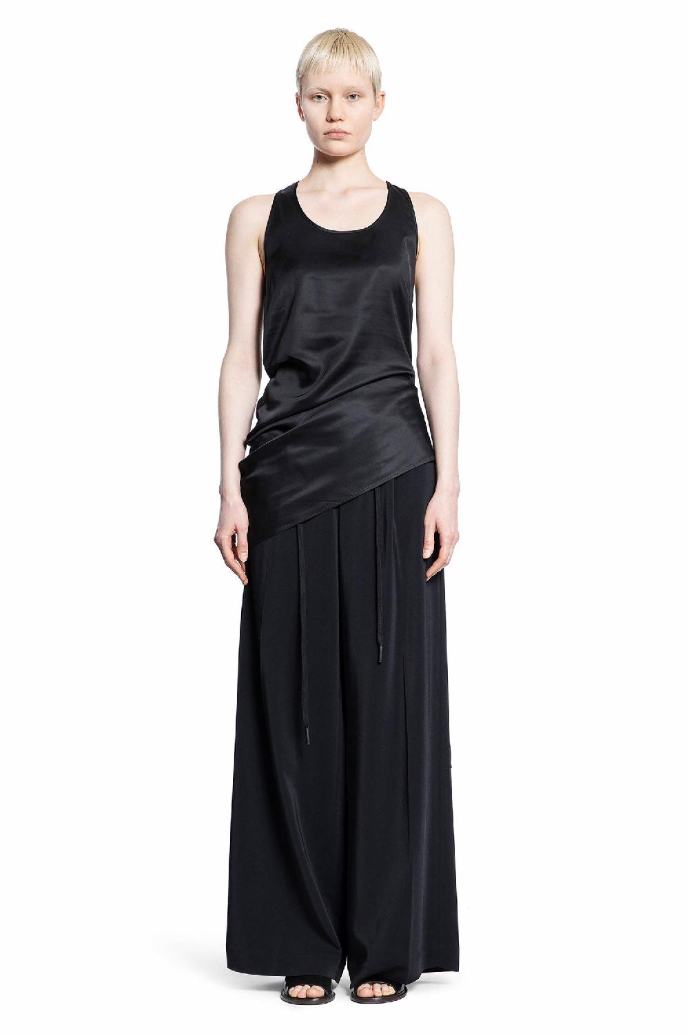 Antonioli ANDREA YA AQOV WOMAN BLACK T-SHIRTS & TANK TOPS Offerta natalizia