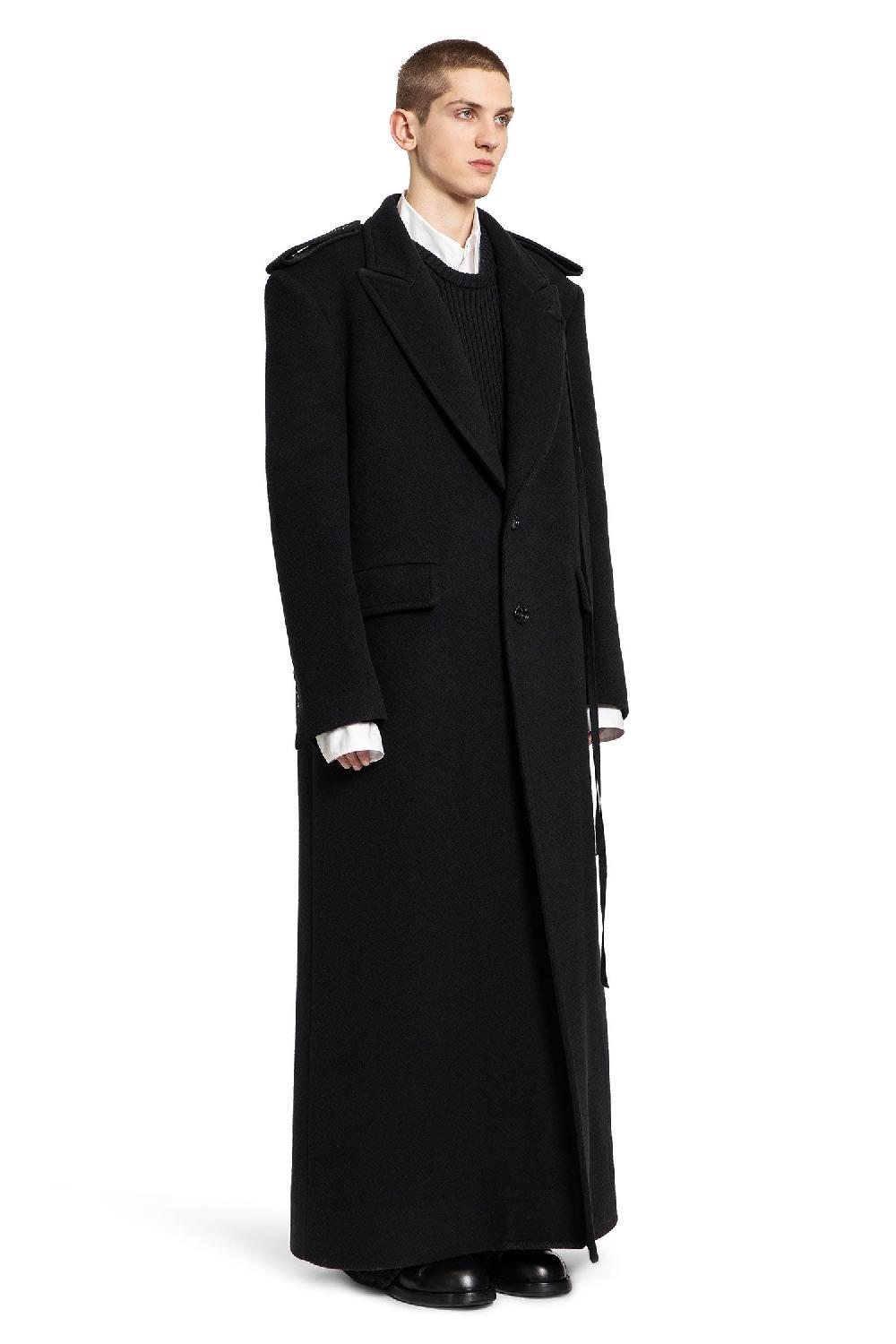 Antonioli ANN DEMEULEMEESTER MAN BLACK COATS 50% di sconto con spedizione gratuita