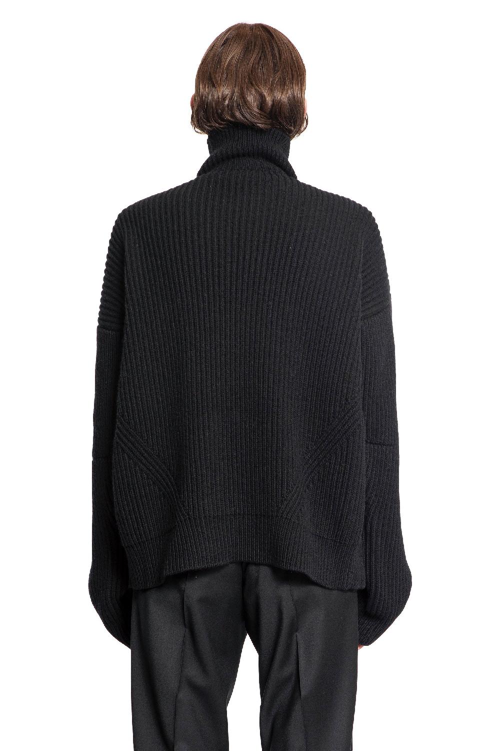 Antonioli ANN DEMEULEMEESTER MAN BLACK KNITWEAR Promozione