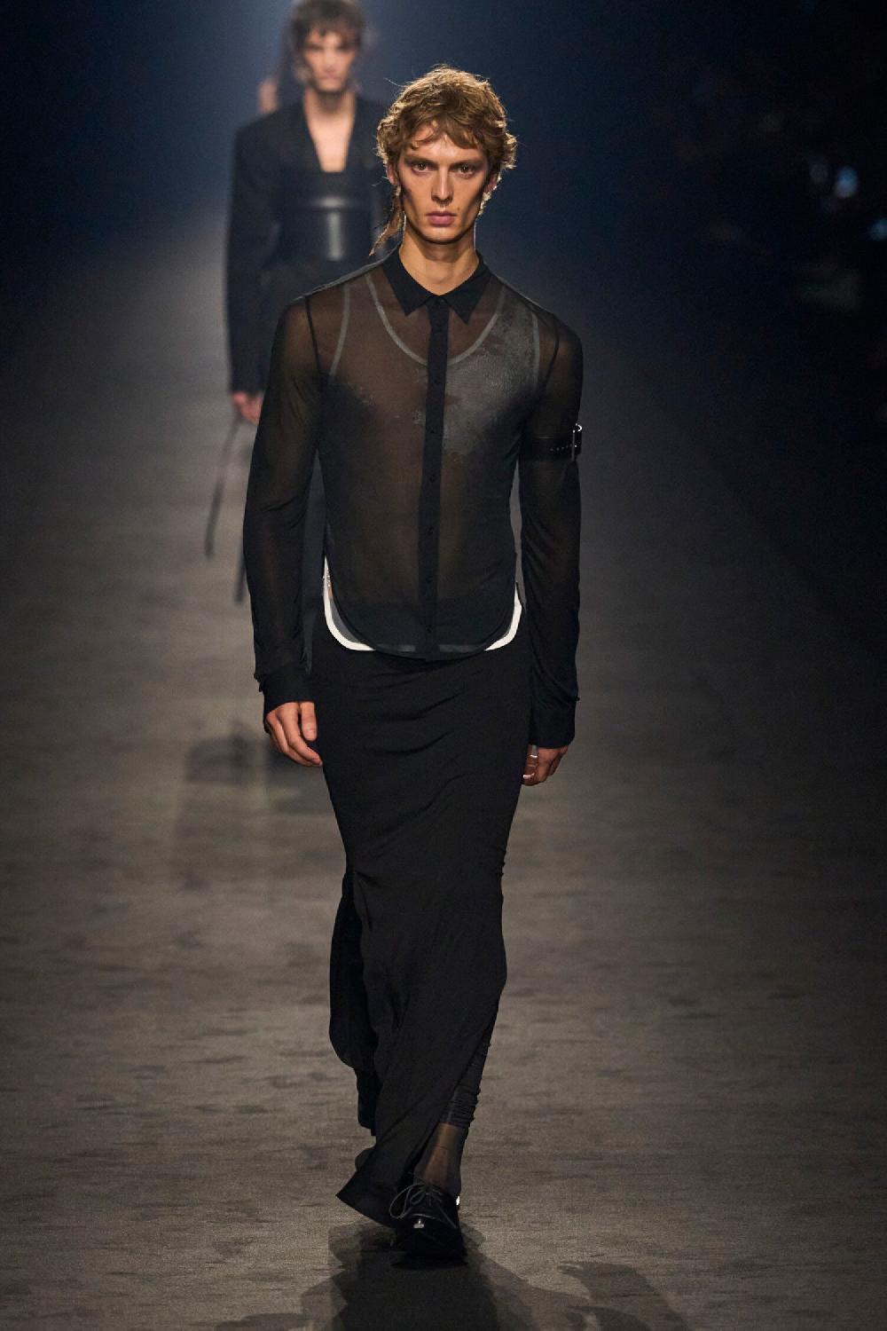 Antonioli ANN DEMEULEMEESTER MAN BLACK SHORTS & SKIRTS Promozione Limitata