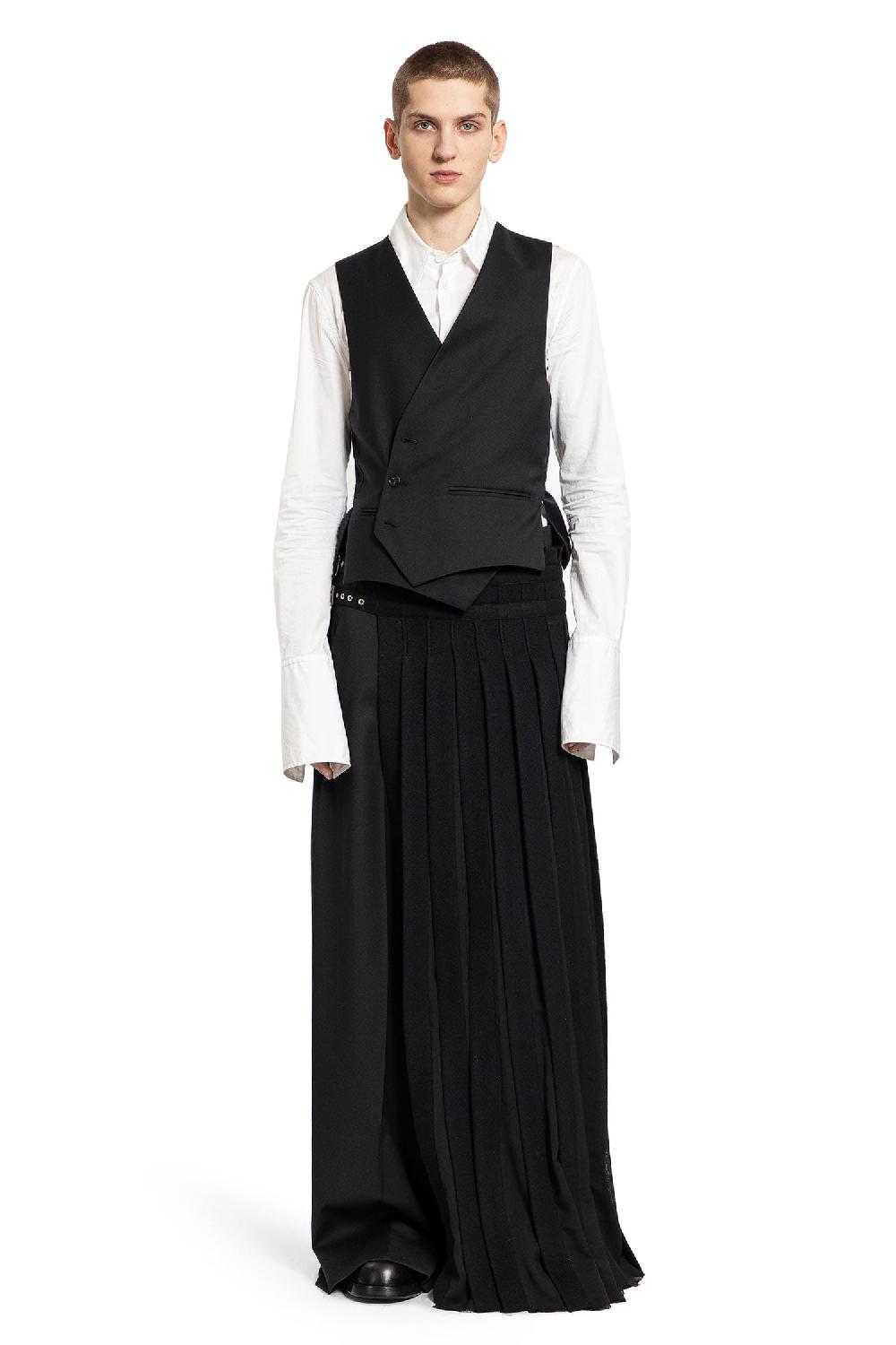 Antonioli ANN DEMEULEMEESTER MAN BLACK SHORTS & SKIRTS Shopping Online