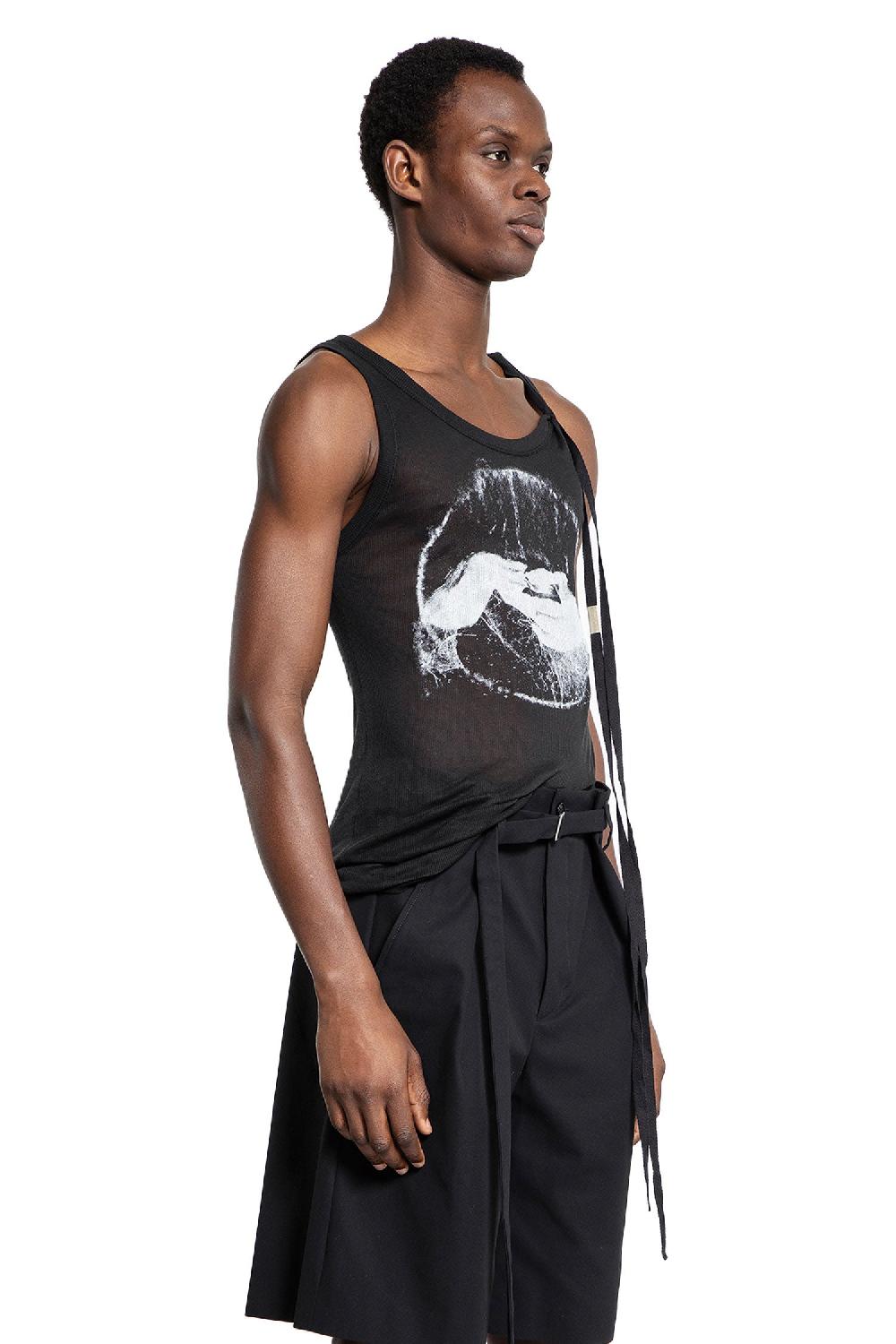 Antonioli ANN DEMEULEMEESTER MAN BLACK T-SHIRTS & TANK TOPS Vendita Calda