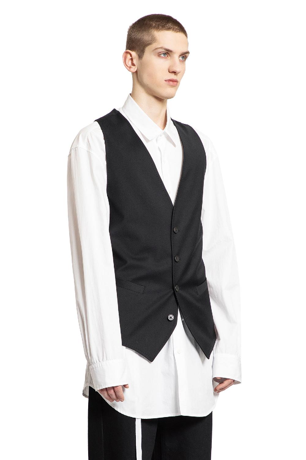 Antonioli ANN DEMEULEMEESTER MAN BLACK VESTS Offerta speciale