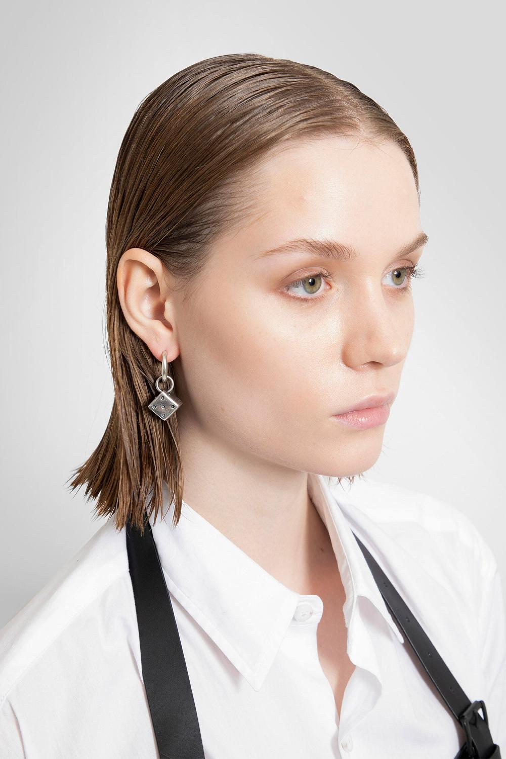 Antonioli ANN DEMEULEMEESTER UNISEX SILVER JEWELLERY Fino al 50% di sconto