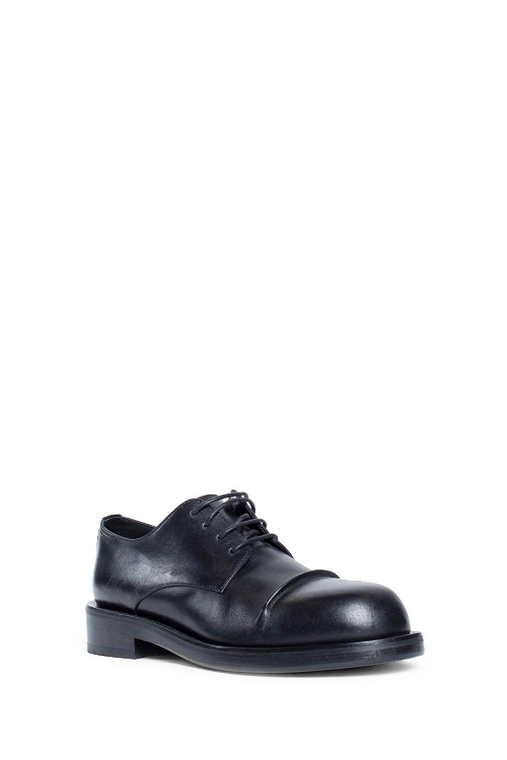 Antonioli ANN DEMEULEMEESTER WOMAN BLACK LACE-UPS Offerta esclusiva