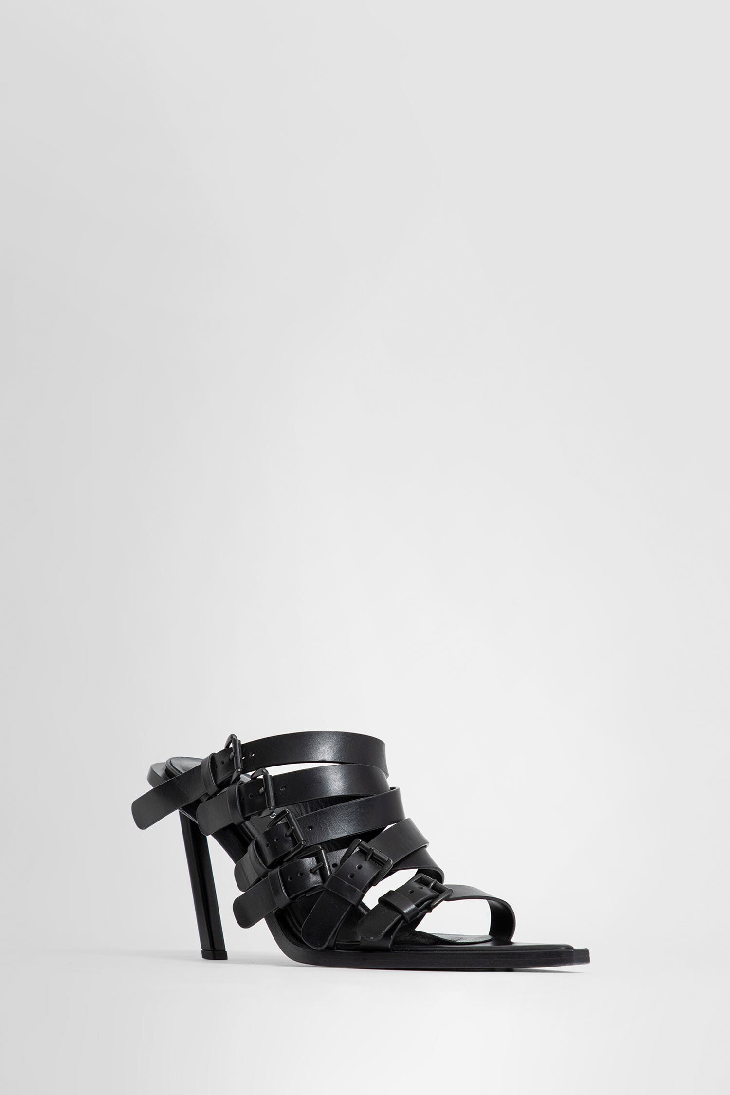 Antonioli ANN DEMEULEMEESTER WOMAN BLACK MULES Vendite stagionali
