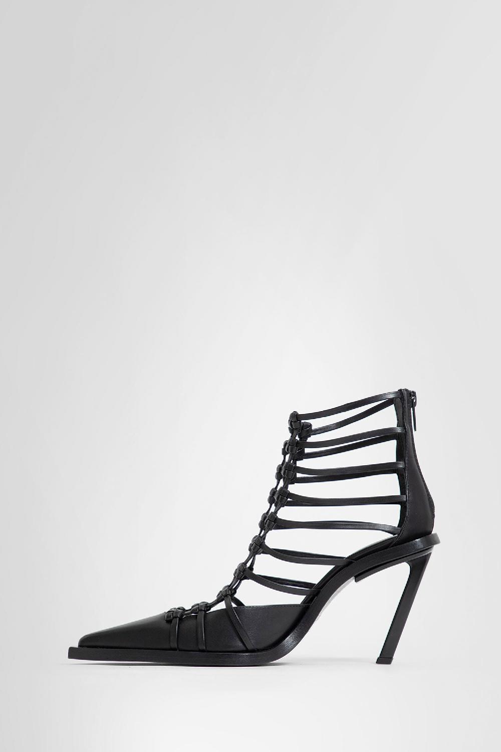 Antonioli ANN DEMEULEMEESTER WOMAN BLACK PUMPS Offerta natalizia