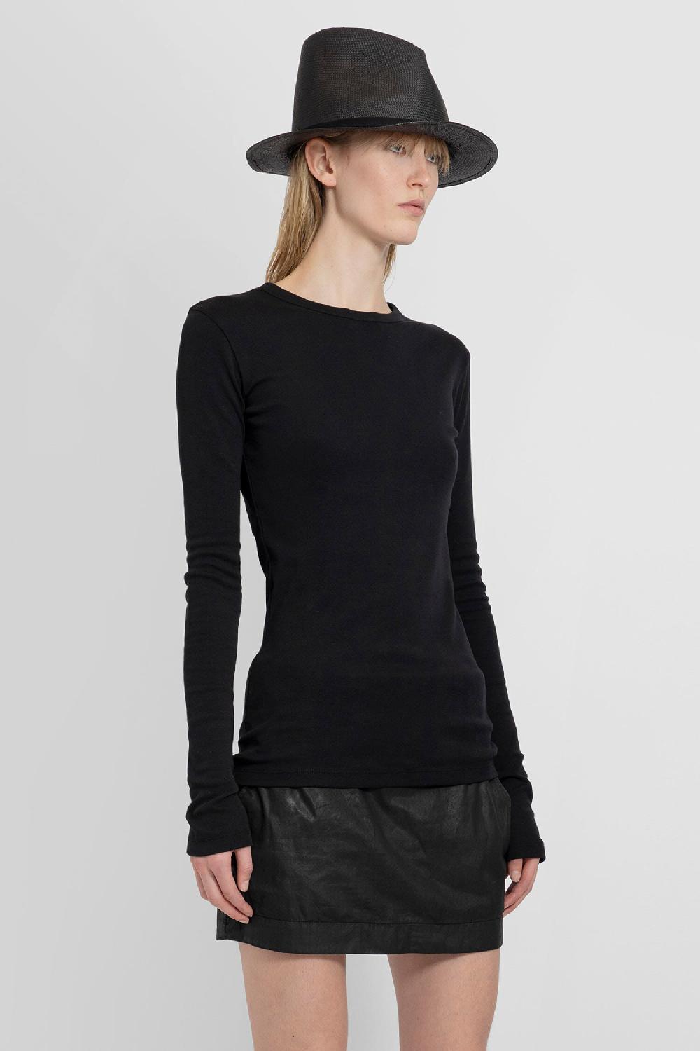 Antonioli ANN DEMEULEMEESTER WOMAN BLACK T-SHIRTS & TANK TOPS Comprane uno, ottenene uno gratis