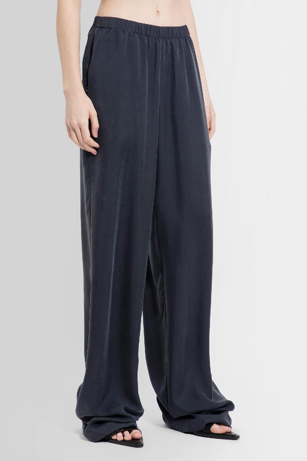 Antonioli ANN DEMEULEMEESTER WOMAN BLACK TROUSERS Fino al 50% di sconto