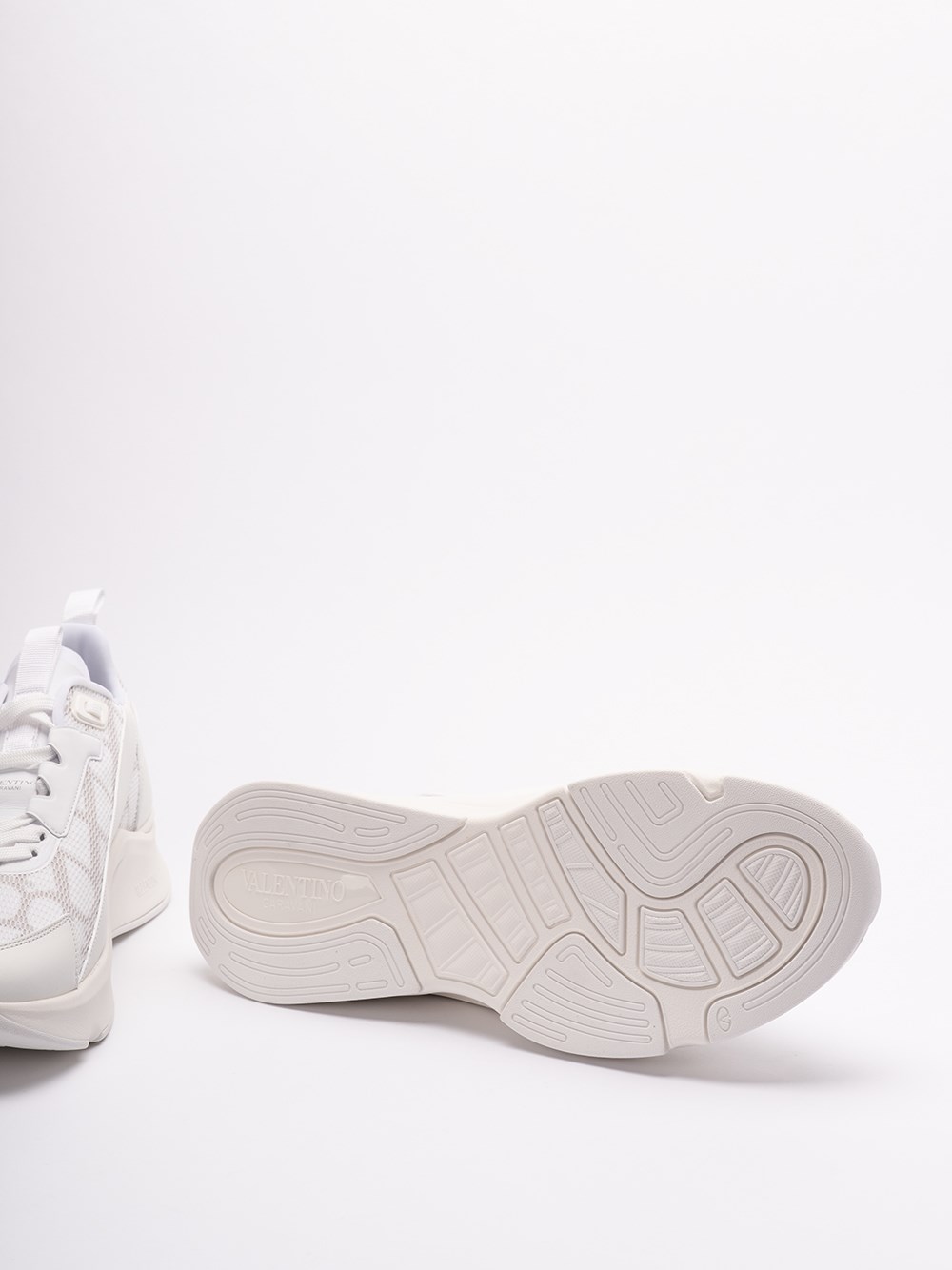Valentino garavani `True Act` Sneakers Acquista Ora