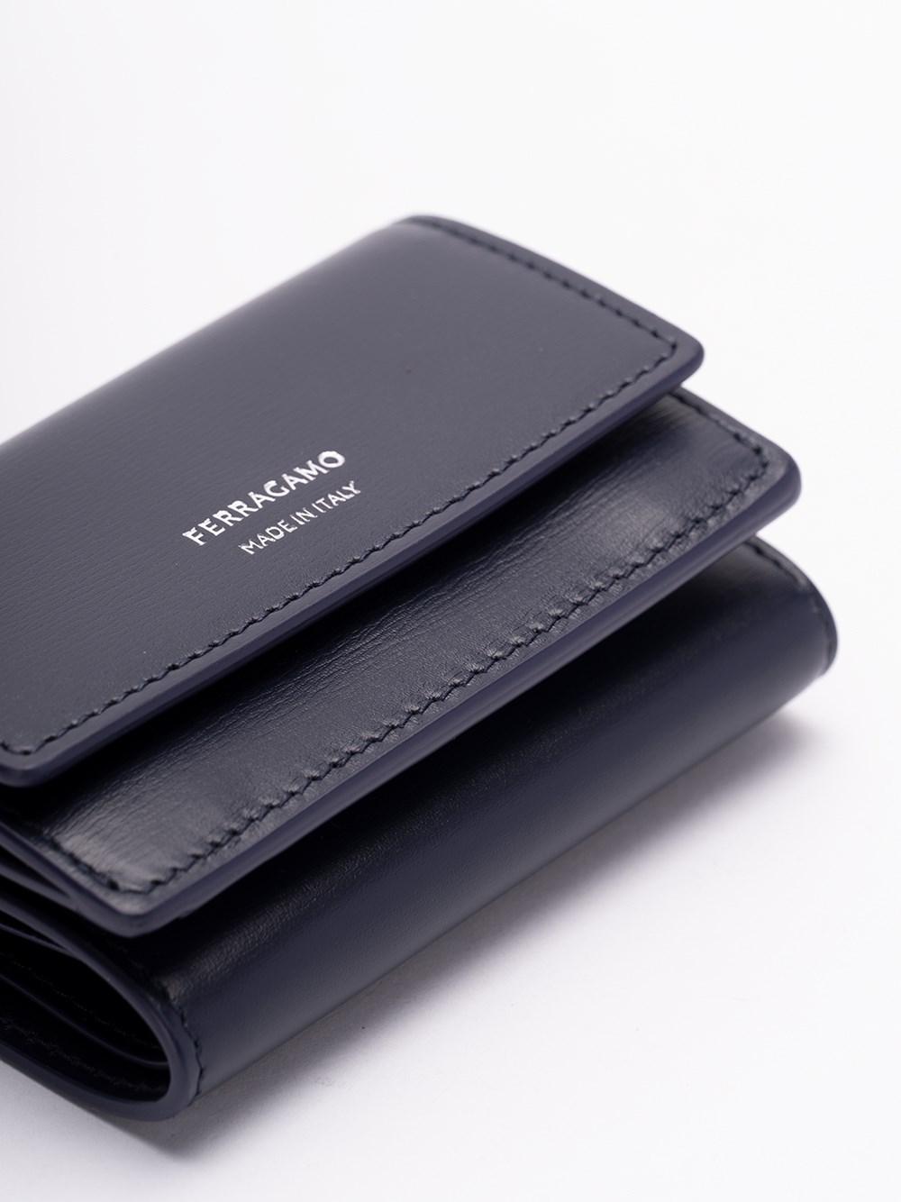 Ferragamo `Classic` Wallet Vendita
