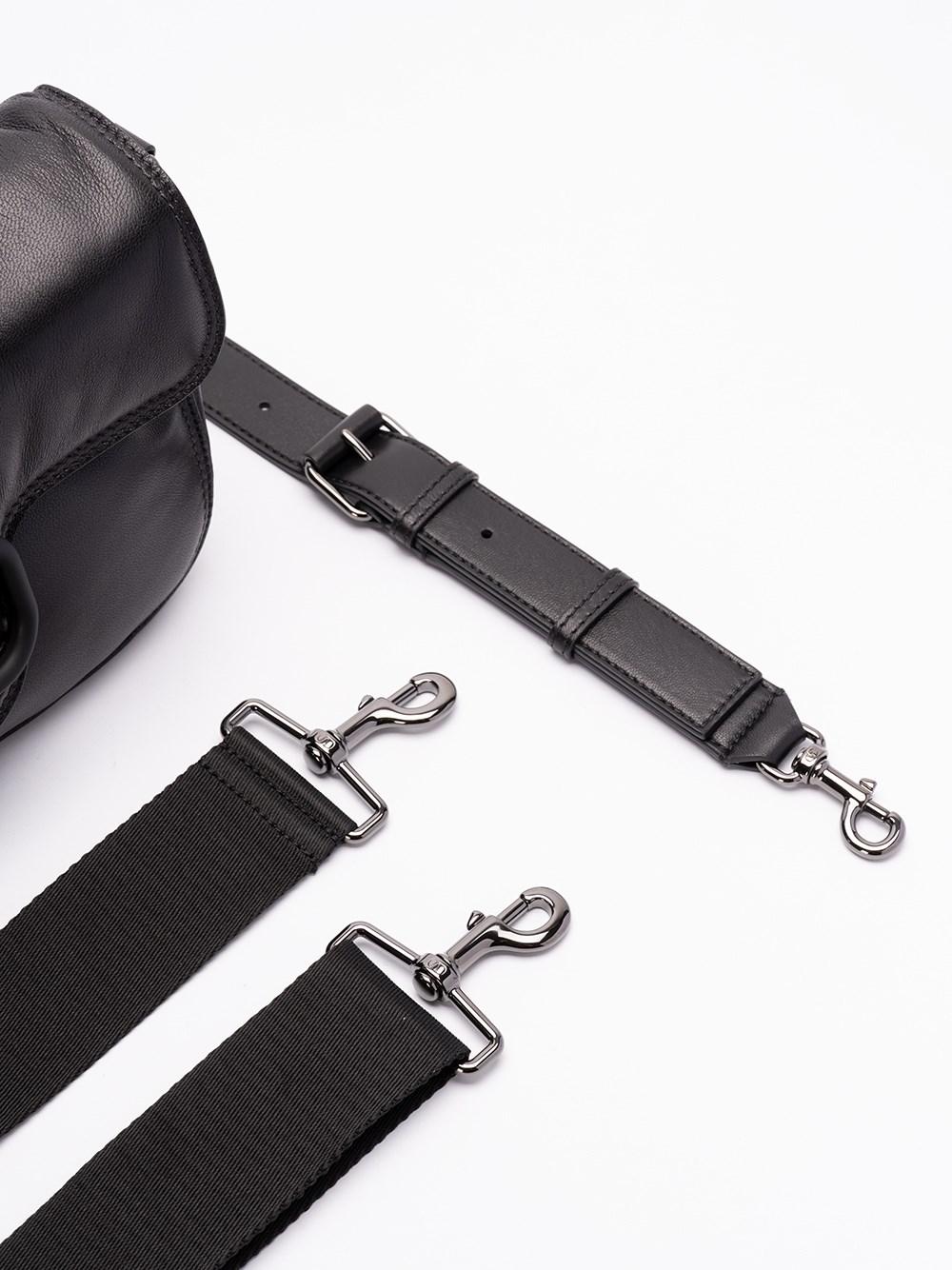 Valentino garavani `Valentino Garavani Noir` Shoulder Bag Comprane uno, ottenene uno gratis