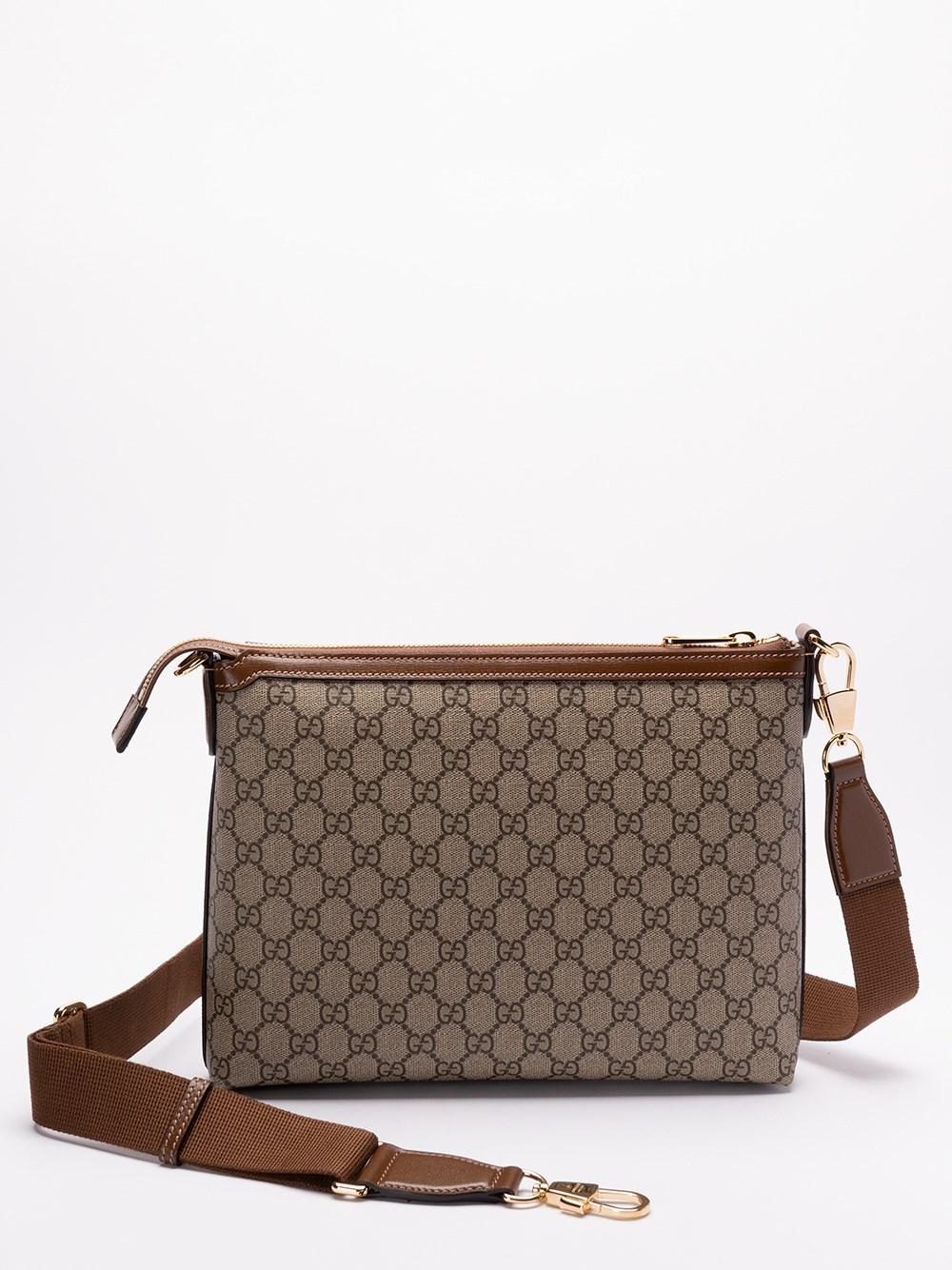 Gucci Messenger Bag With `Interlocking G` Fino al 50% di sconto