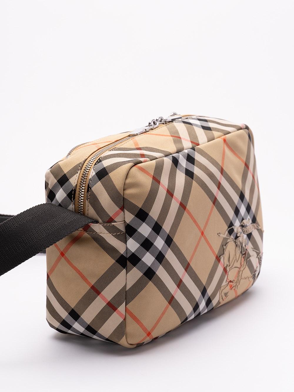 Burberry `Check` Crossbody Bag Offerta per la Festa della Mamma
