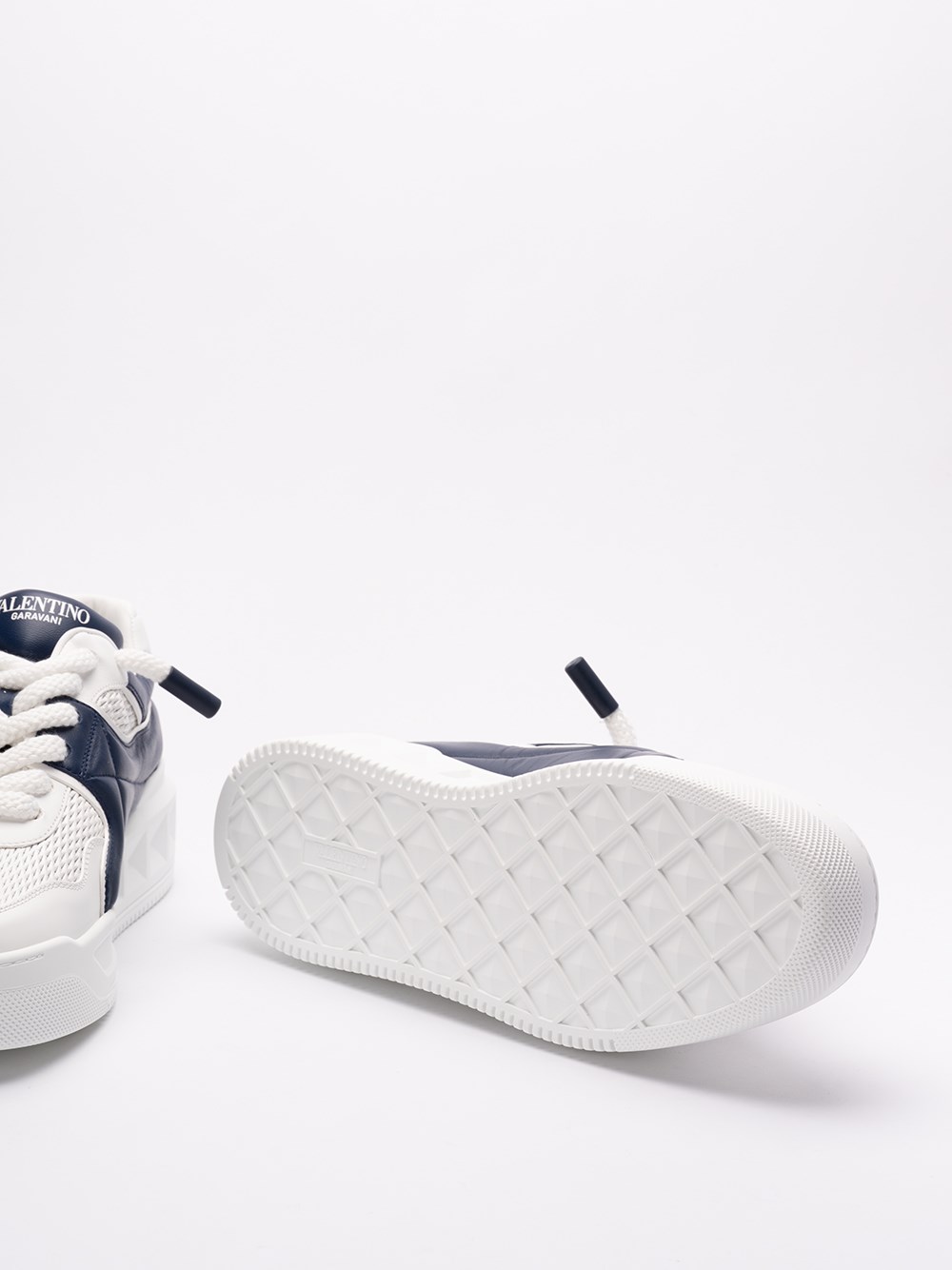 Valentino garavani `One Stud XL` Sneakers Saldi