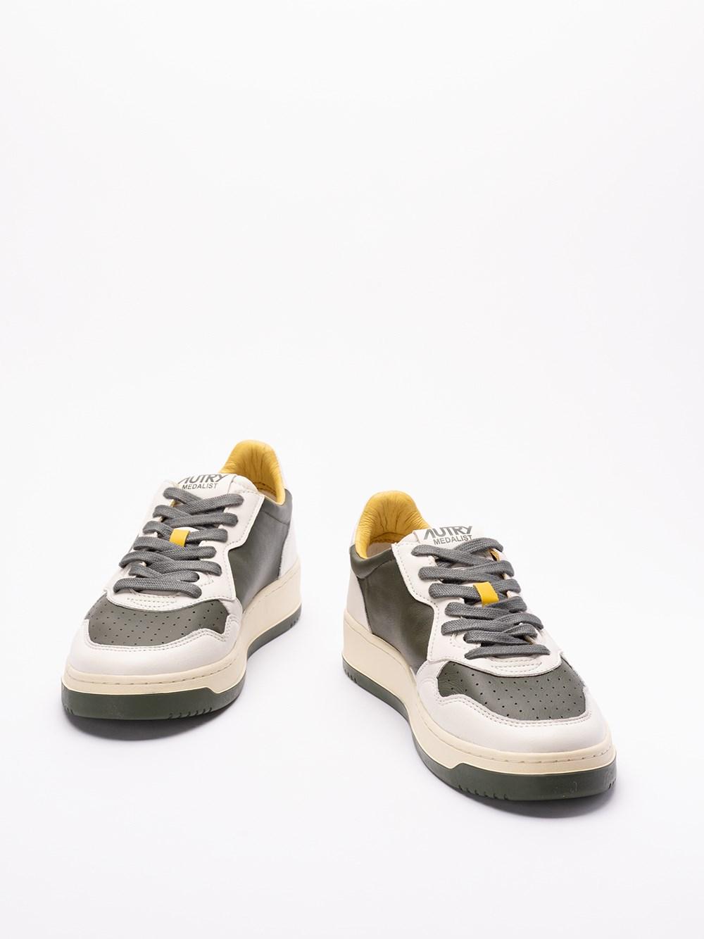 Autry `Medalist` Low-Top Sneakers Online Outlet