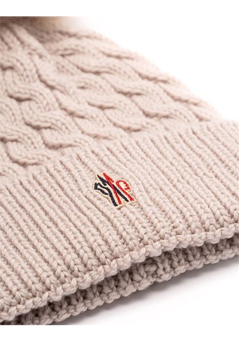 MONCLER GRENOBLE Berretto In Lana a Trecce Rosa Con Pompon - MONCLER GRENOBLE Online