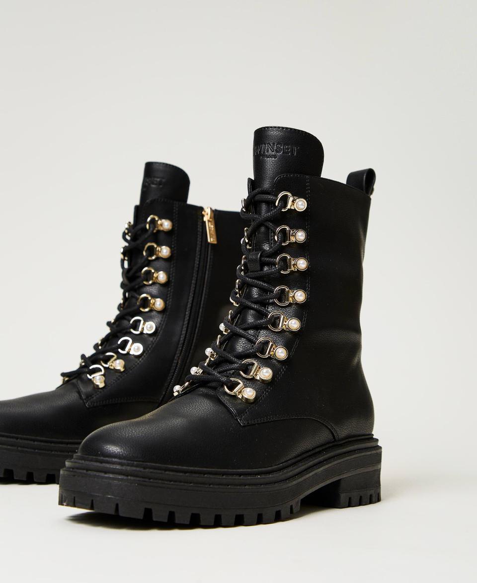 Twin Set Anfibi trekking con perle In Vendita