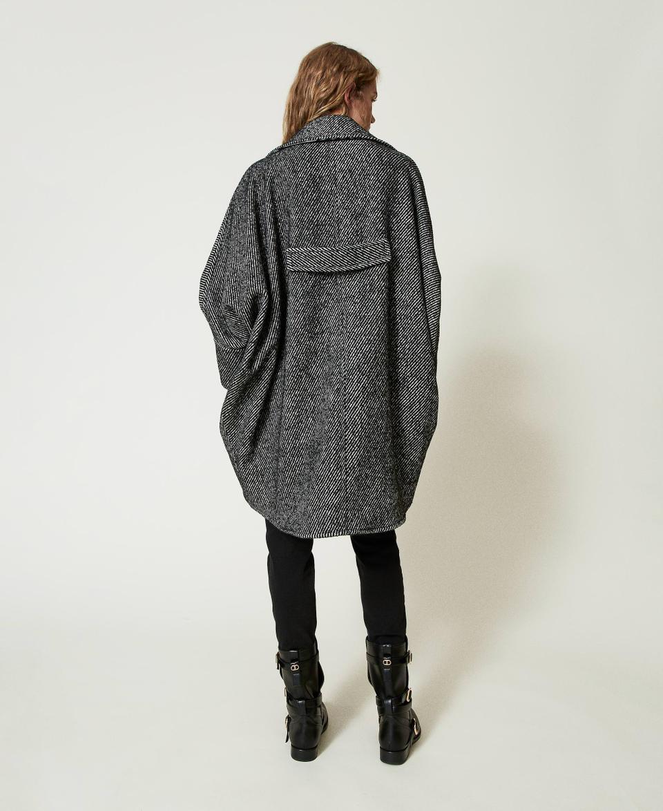 Twin Set Cappotto corto in panno bicolor Pezzi Unici