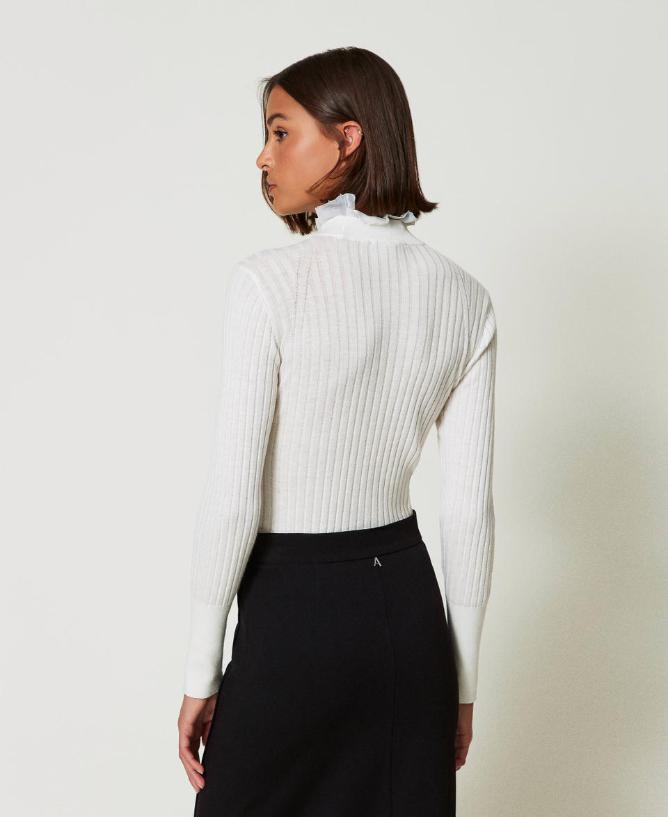 Twin Set Maglia lupetto con perline Novità
