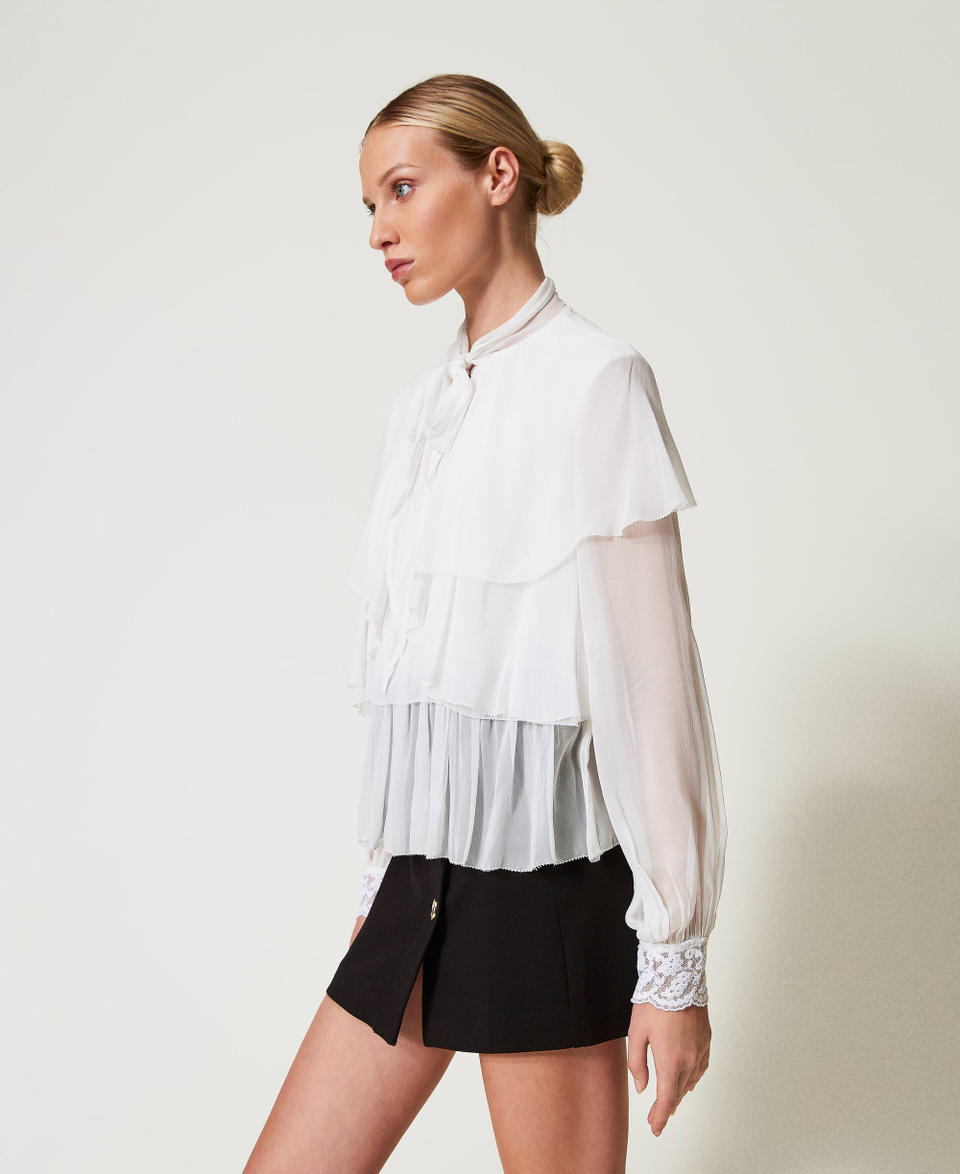 Twin Set Blusa in georgette con balze e pizzo Vendite Flash