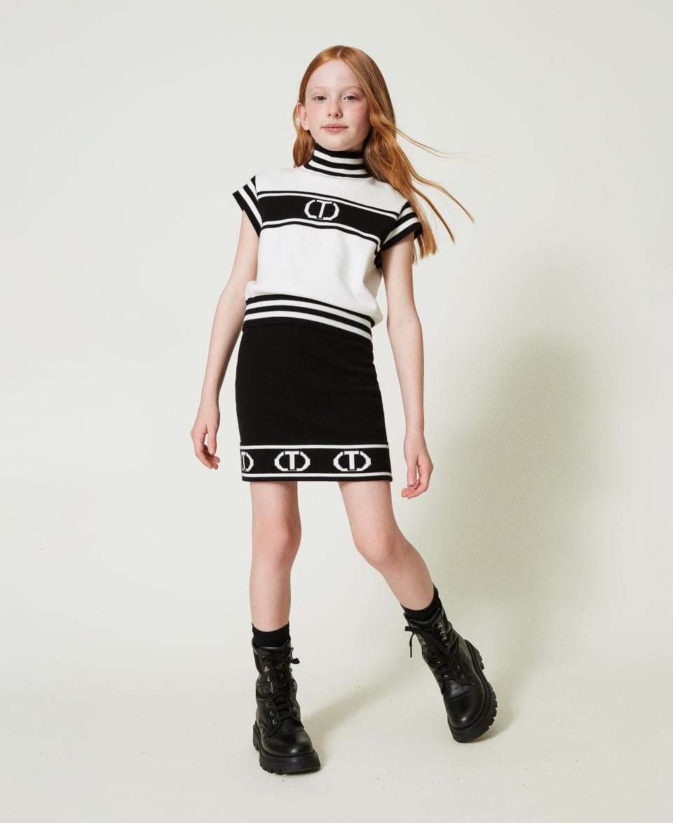 Twin Set Maglia lupetto con Oval T jacquard