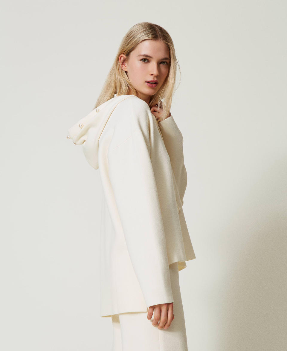 Twin Set Maglia con cappuccio e perle Saldi