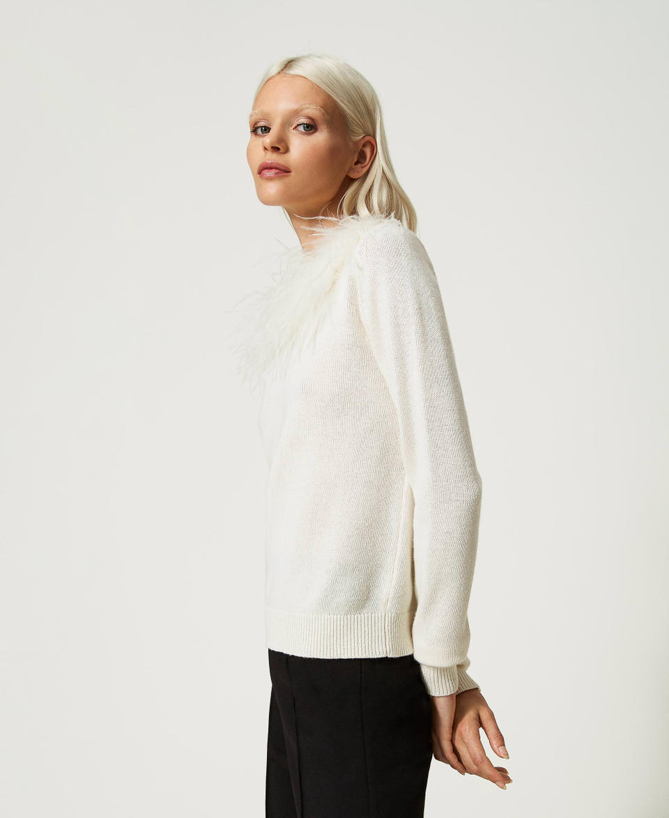 Twin Set Maglia regular in misto lana con piume Hotsell