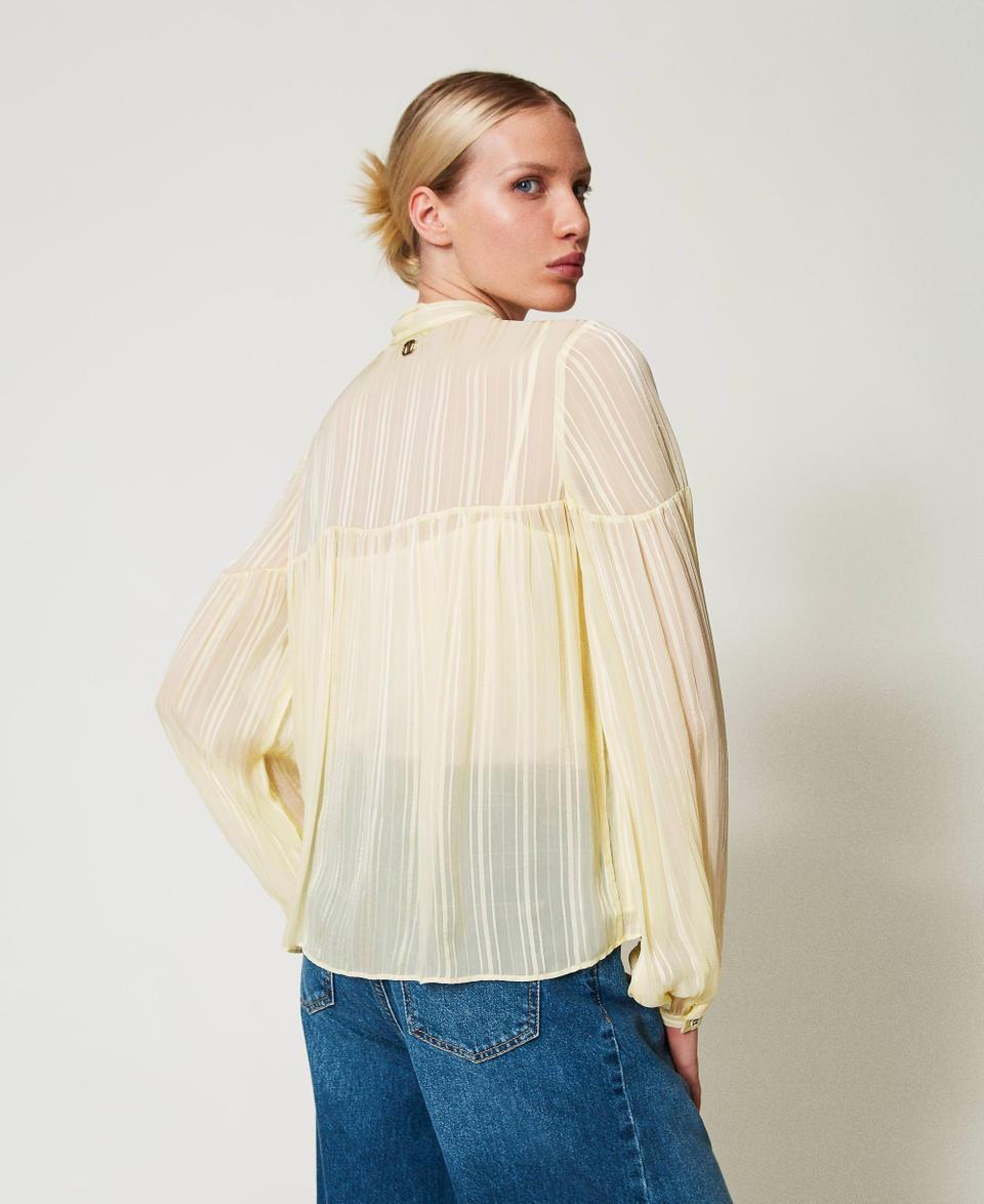 Twin Set Blusa jacquard a righe 2025