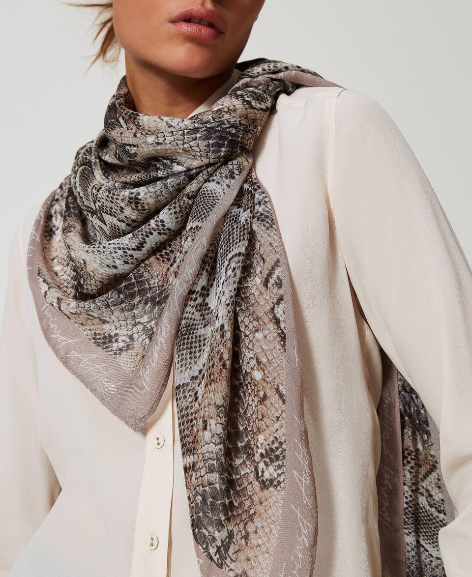 Twin Set Kefiah in georgette con stampa snake Saldi Di Fabbrica