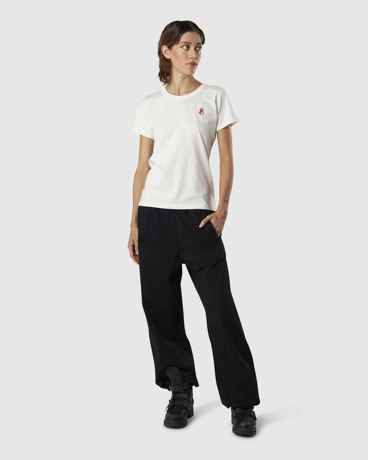 Vision Of Super WHITE T-SHIRT WITH EMBROIDERED FLAME LOGO ON FRONT AND PRINTED LOGO ON BACK Affare Del Giorno
