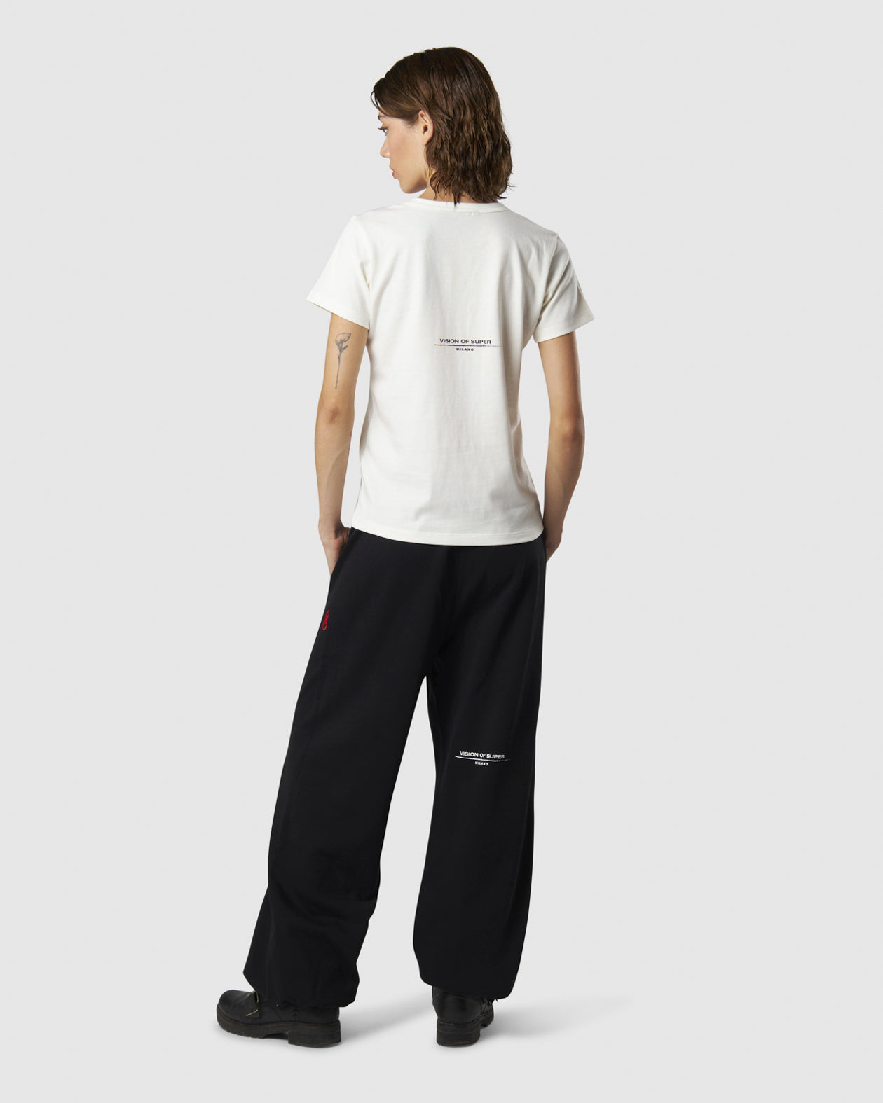 Vision Of Super WHITE T-SHIRT WITH EMBROIDERED FLAME LOGO ON FRONT AND PRINTED LOGO ON BACK Affare Del Giorno