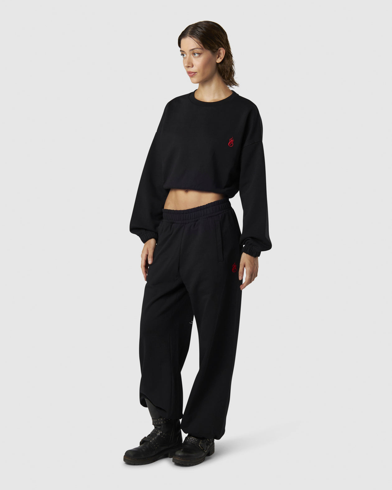 Vision Of Super BLACK CROP CREWNECK WITH EMBROIDERED FLAME LOGO ON FRONT AND PRINTED LOGO ON BACK Economico