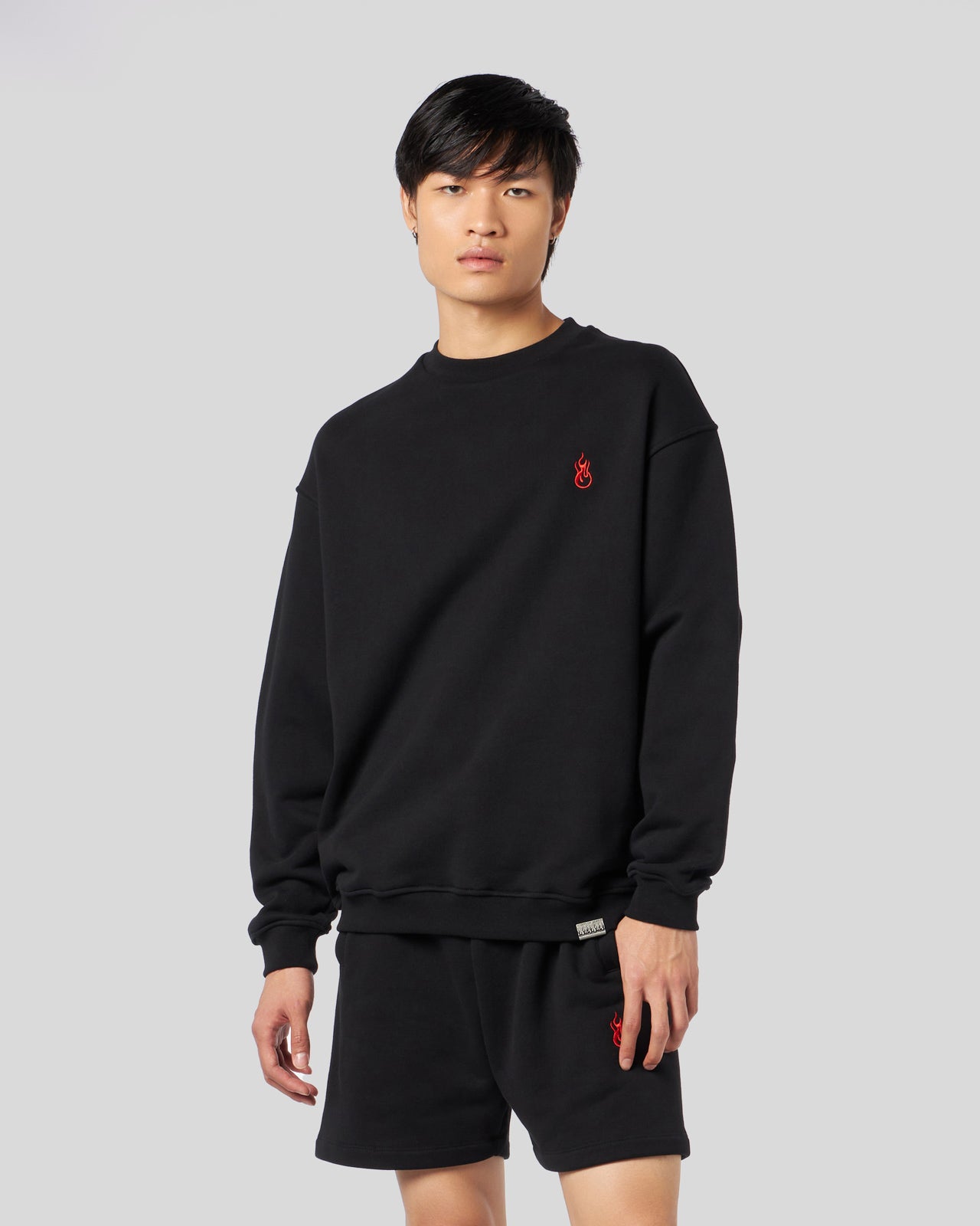 Vision Of Super BLACK CREWNECK WITH FLAMES LOGO Saldi