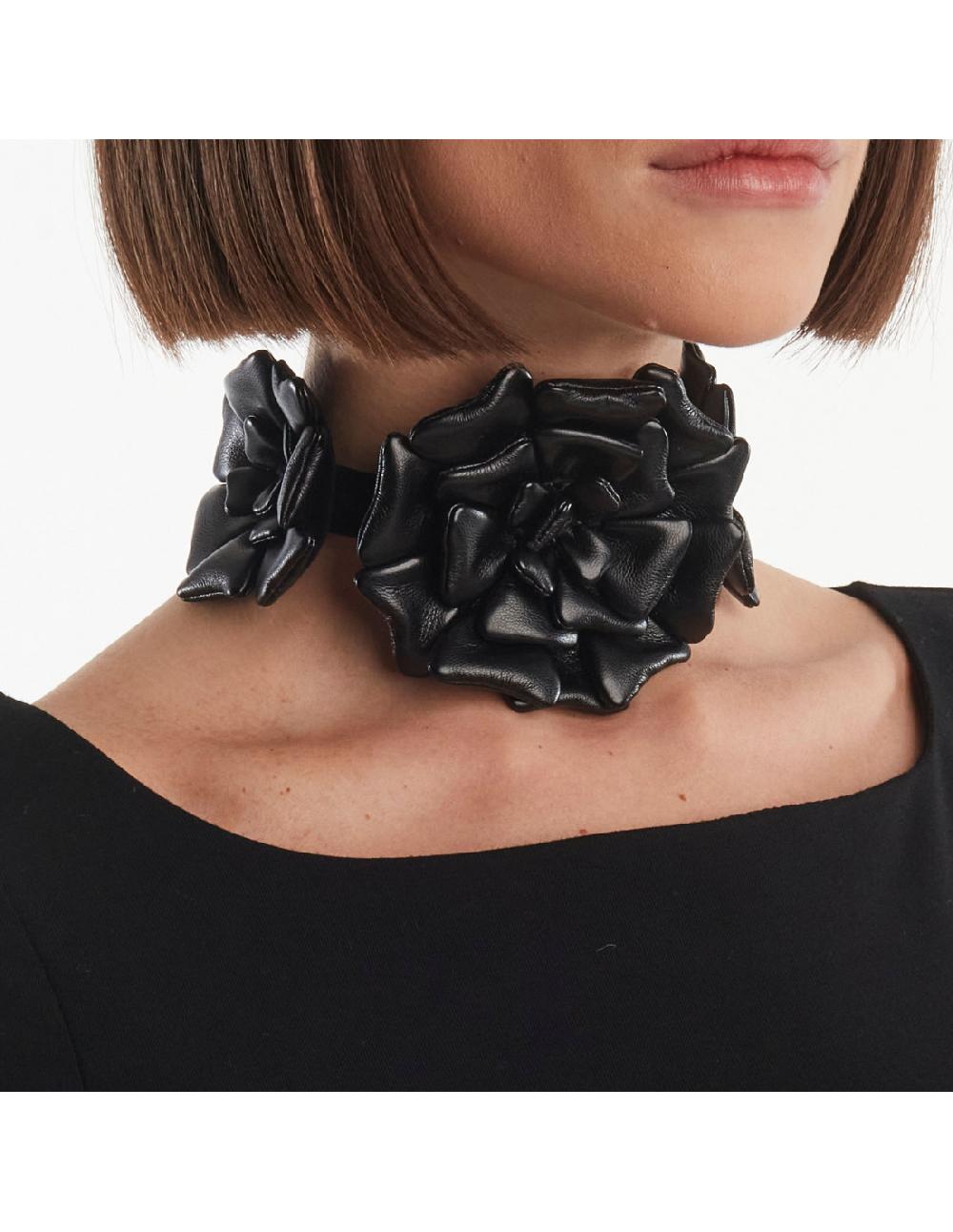 Angelo marani CHOKER C/FIORE IN ECOPELLE Acquista Ora